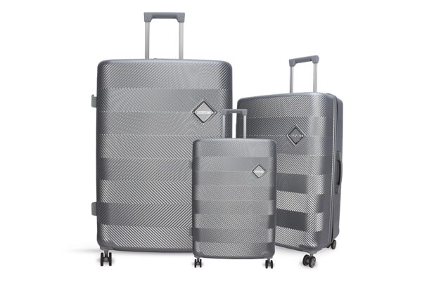 American Tourister 3-Piece Set 56 Cm, 68 Cm & 79 Cm Polycarbonate Hard Sided 8 Spinner Wheels Luggage/Trolley Bags/Suitcases (Silver) 360 Degree